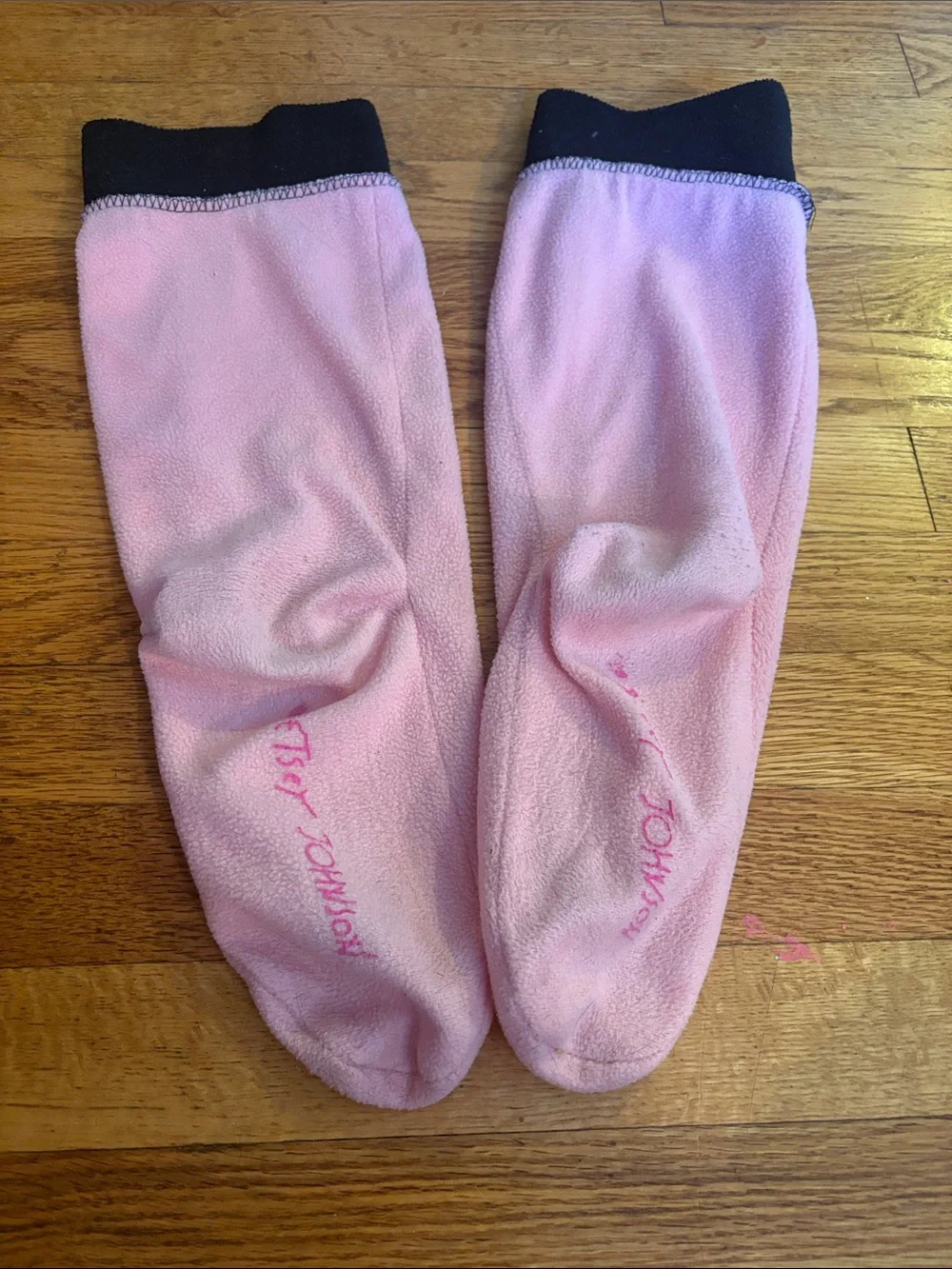 🔥5 FOR $25🔥 Betsey Johnson Pink Rain Boot Liners with Black Skull Cuff